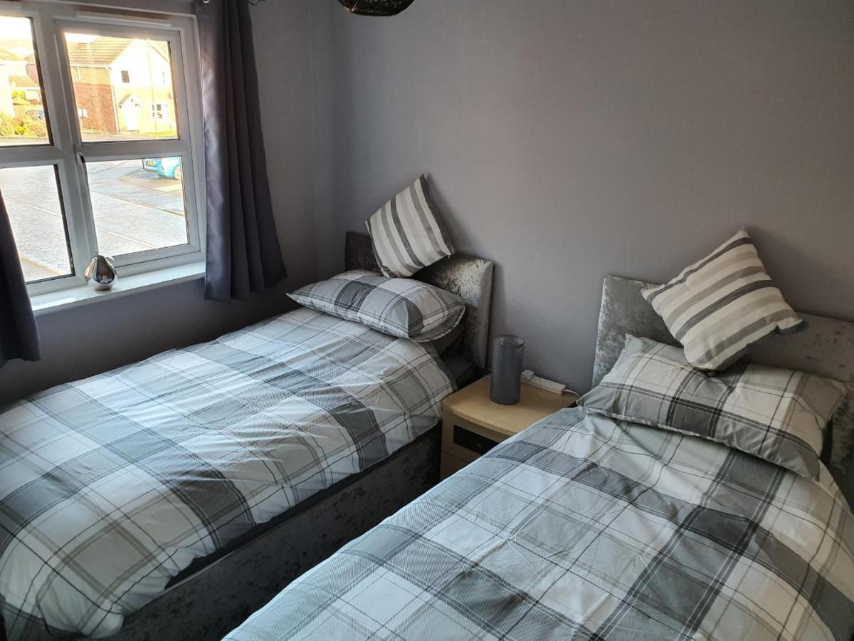 The Bell Apartment. Modern, Stylistic & Luxurious Falkirk Luaran gambar